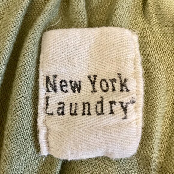 Good Condition, SZ L, Cinch Hem Blouson Tunic Top, Sage Green - Picture 3 of 3